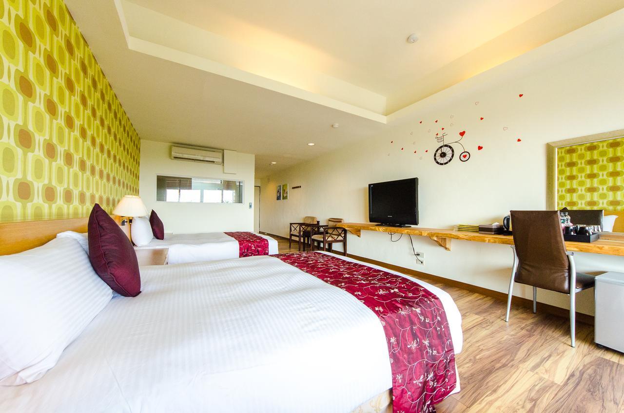 Kenting White Hotel Hengchun Exterior photo