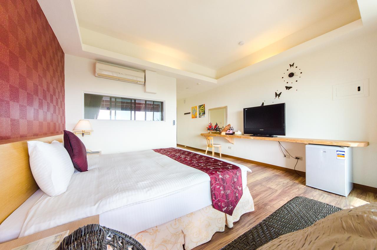 Kenting White Hotel Hengchun Exterior photo